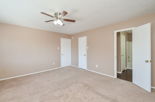 Photo - 17327 Davenway Dr