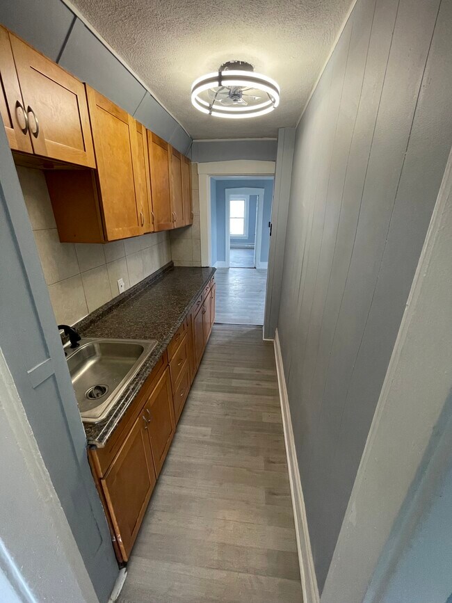 Photo - 8 Bagley St Unit 2