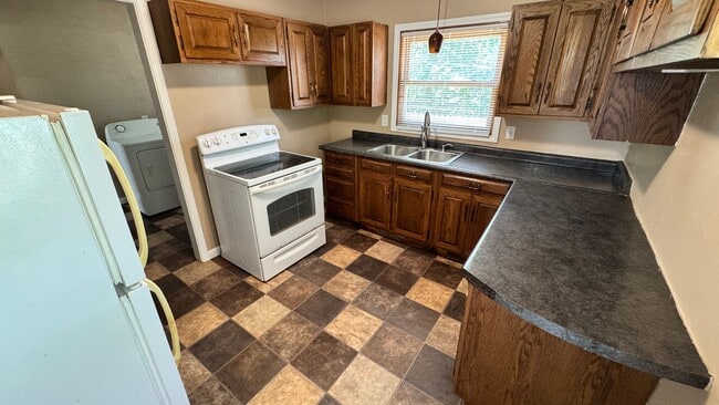 Photo - Available Aug 12th, 2026!