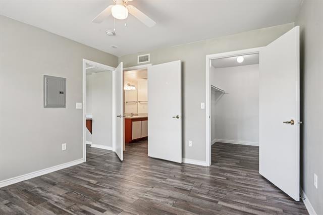 Photo - 700 Timber Oaks Ln