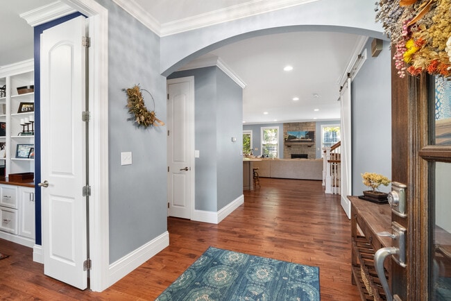 Photo - 426 Bogey Ln