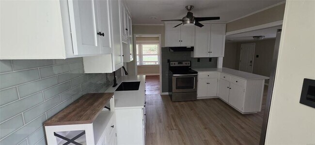 Photo - 245 Forest Hills Dr