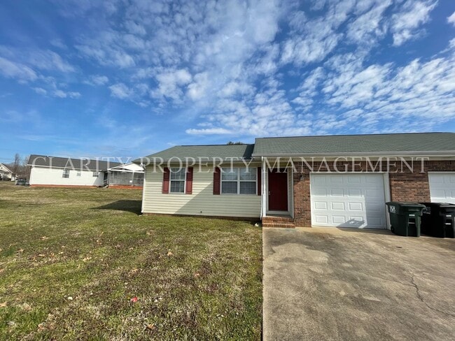 Building Photo - ***Coming soon!!***