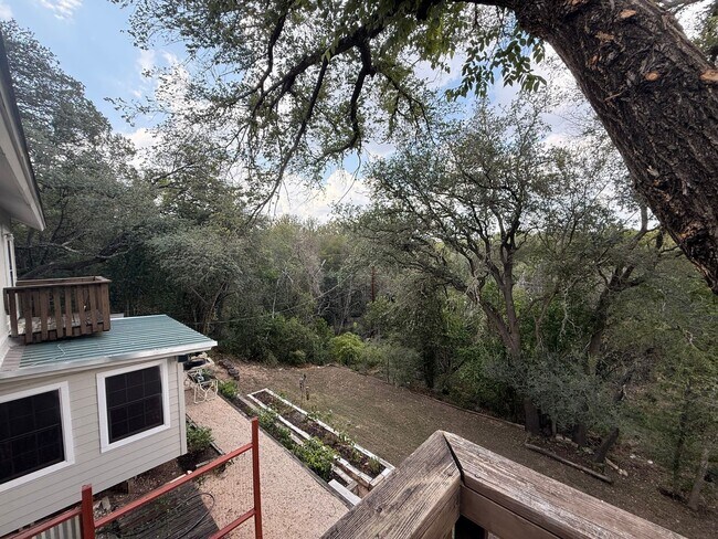 Photo - 812 Ramble Ln Unit 1