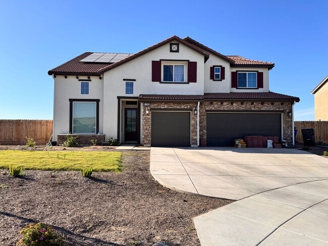 Building Photo - Spacious 6 bedroom home NW $3,500 rent/deposit