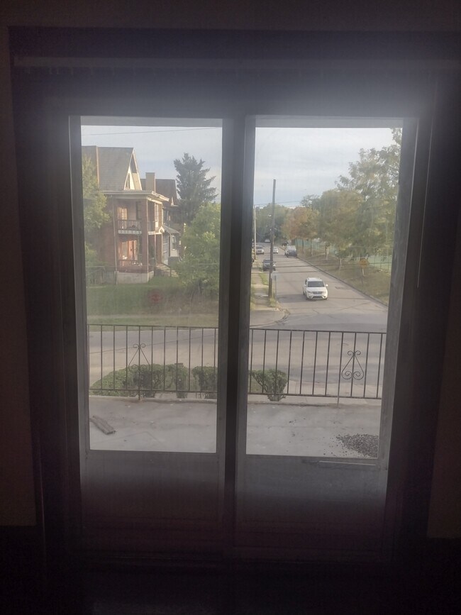 Photo - 960 Cleveland Ave Unit Jones properties