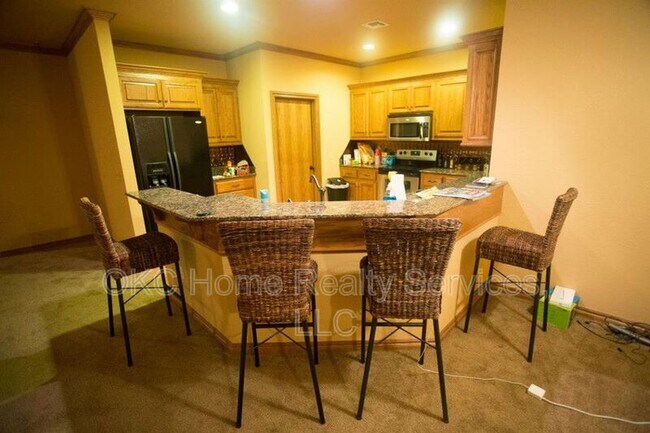 Photo - 1101 Golden Leaf Dr