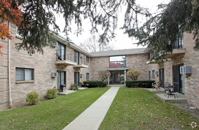 Photo - River Heights Apartments