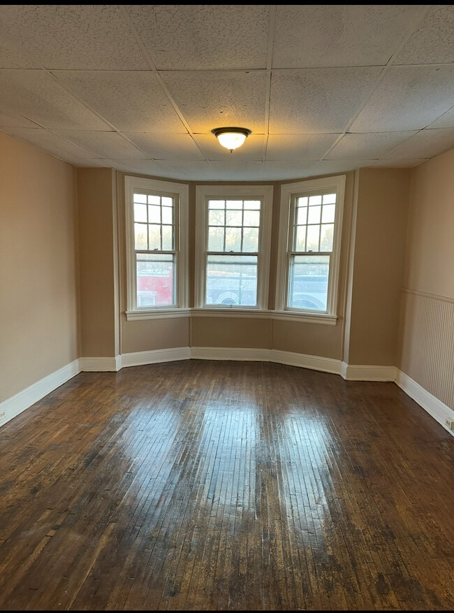 Photo - 112 E Washington St Unit 3W