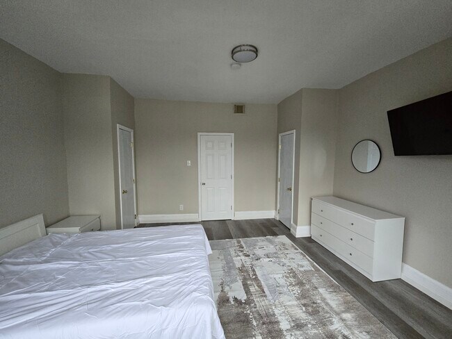 Photo - 4915 N 13th St Unit s A - C