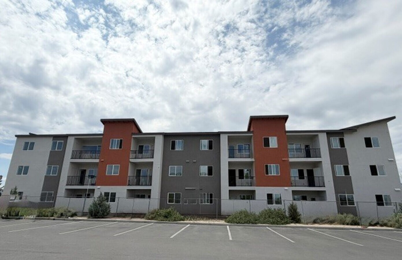 Photo - Arrowleaf Apartments
