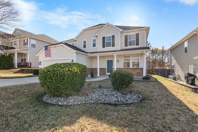 Photo - Immaculate 5-bedroom Paradise!