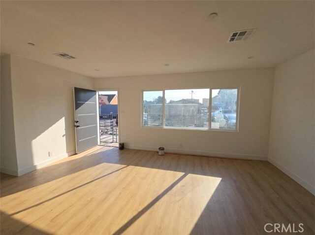 Photo - 1547 W 82nd St