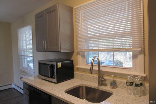 Photo - 37 Alpine Dr Unit E