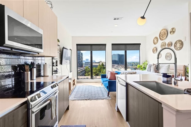 Photo - 1055 Brady Ave NW Unidad ID1343899P