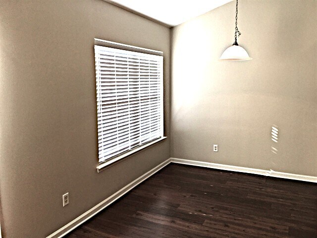 Photo - 160 Willow Point Cir