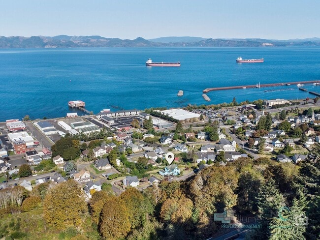 Photo - 3088 Harrison Ave Unit Upper  B - RUBS