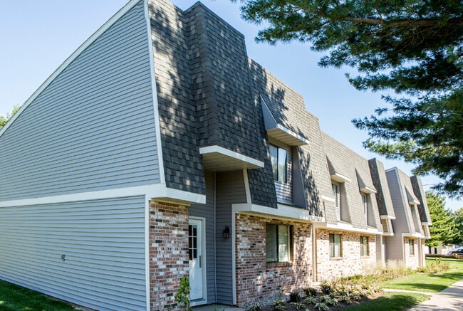 Avalon West Apartment Homes