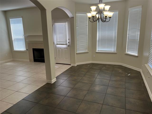 Photo - 1412 Carver Ln