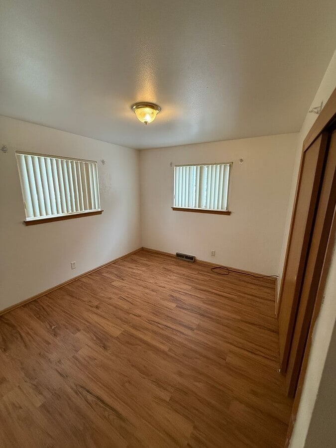 Photo - 1 bedroom/1 bath Available for Rent Unit 3019 E. Adams Avenue - Apt#3