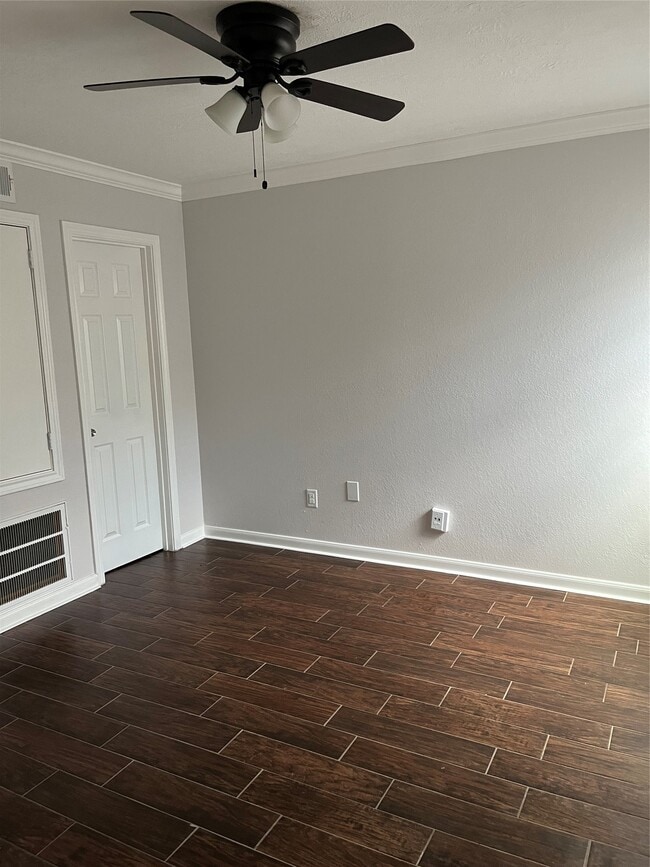 Photo - 734 Memorial Mews St Unit C