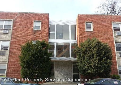 Primary Photo - 2411 W Balmoral Ave