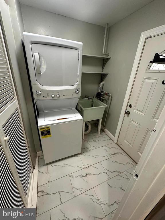 Photo - 3313 Stanford St