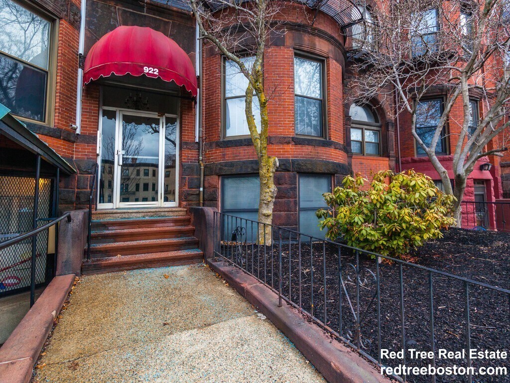Photo - 922 Beacon St Unit 31