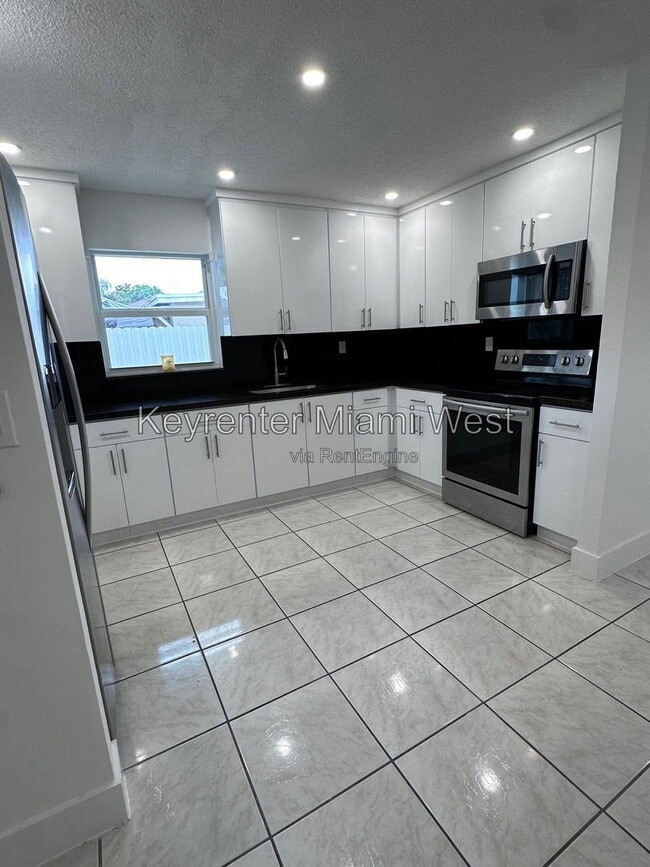 Photo - 1864 NW 27th St Unit 1