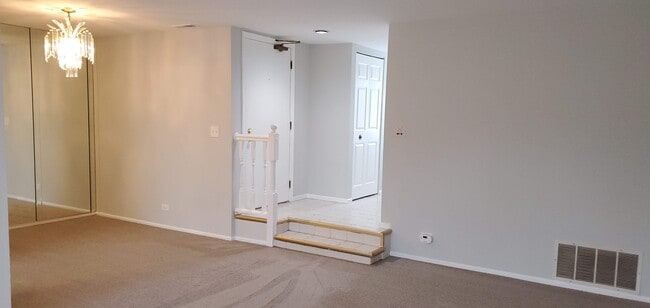 Photo - 1406 Clairmont Ct Unit 1406 Clairmont Ct