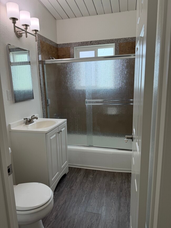 Bathroom 1x1