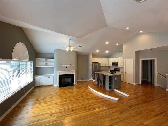 Building Photo - 9822 Samantha Suzanne Ct Rental