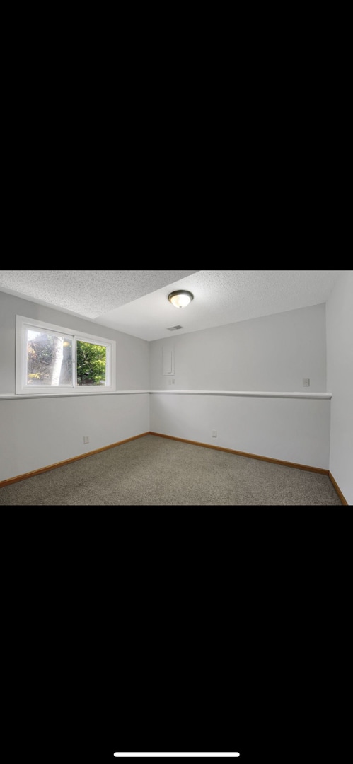 Photo - Bright, Spacious, home for rent in Plymout...