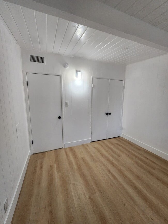 10508 S Inglewood Ave Unit 6