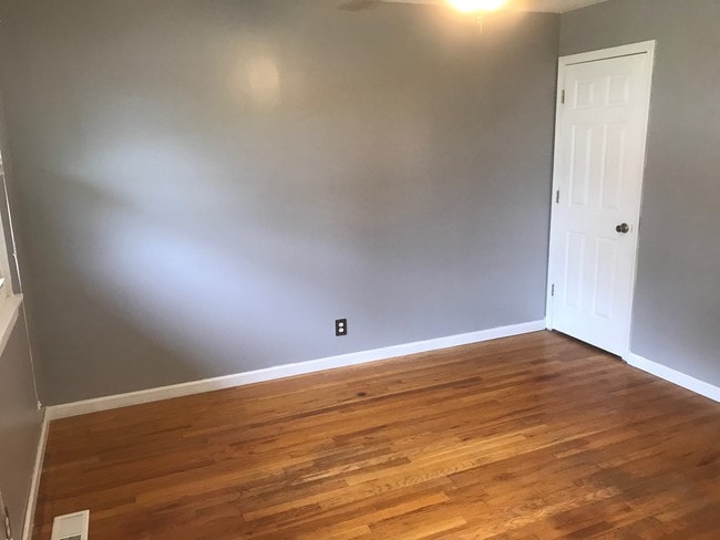 Sala de estar - 3251 Bayvue Blvd