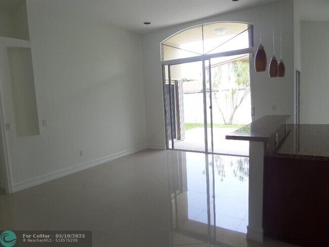 Photo - 2003 NW 178th Way