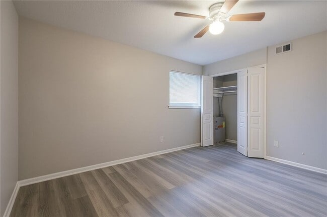 Photo - 3300 College St Unidad 8