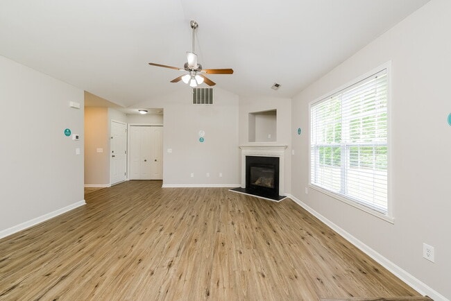 Photo - 5204 Mt Hope Dr