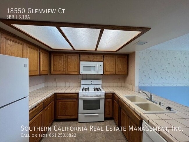 Photo - 18550 Glenview Ct