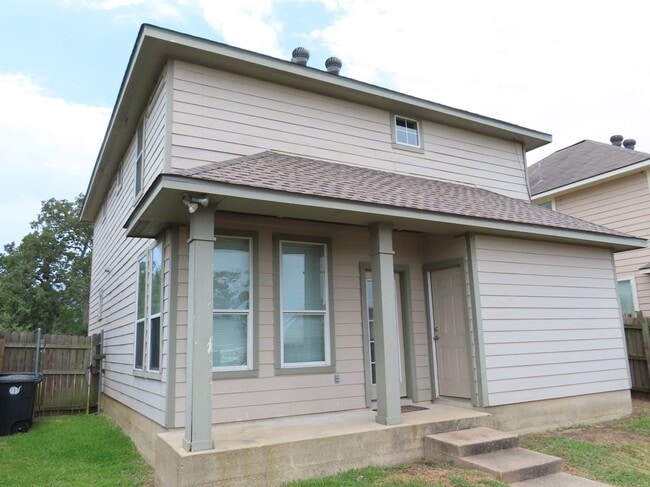 Photo - 4107 McFarland Dr