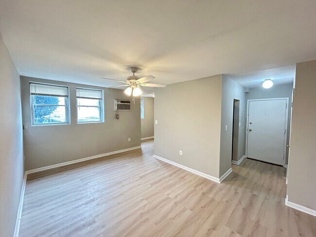 Photo - 5524 8th St NW Unidad 102