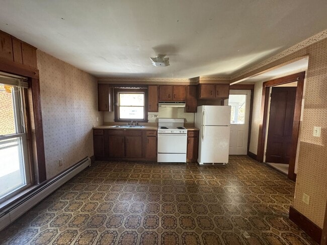 Building Photo - South Main Street Bethel (438) Unit 3