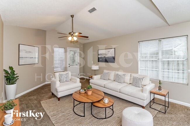 2165 Cottage Ct