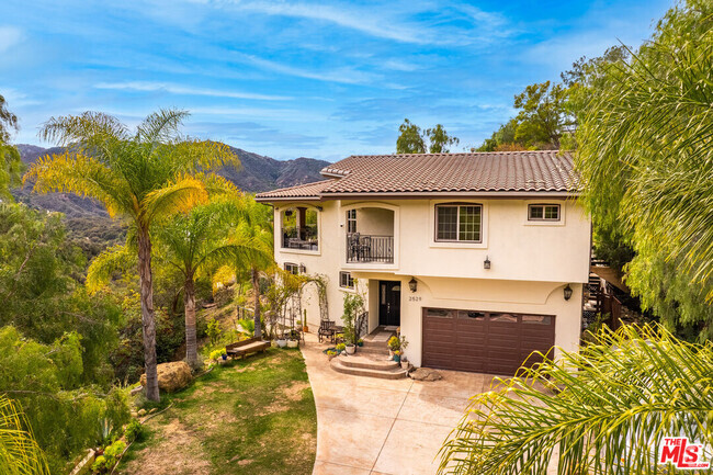 Building Photo - 2529 Topanga Skyline Dr Rental