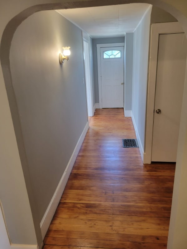 Photo - 427 Hanover St