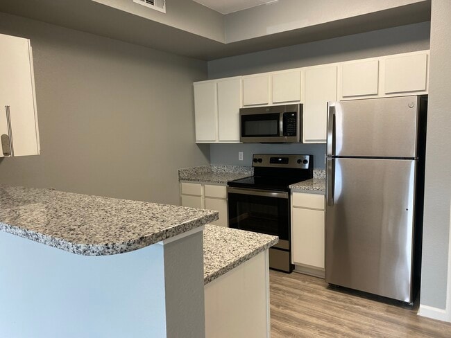 Photo - 12922 Ironstone Way Unit 203
