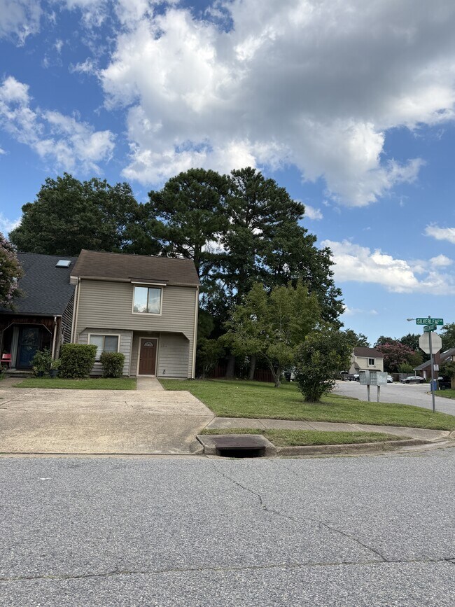 Photo - 4396 Silverleaf Dr