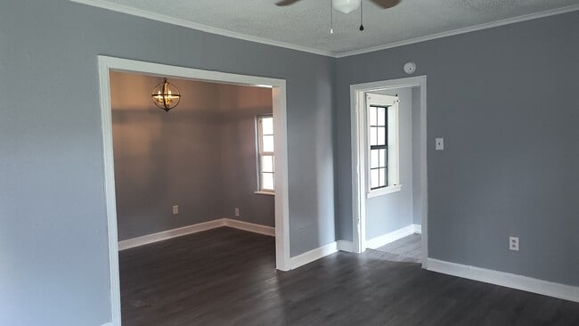 Photo - 3007 S Poplar St