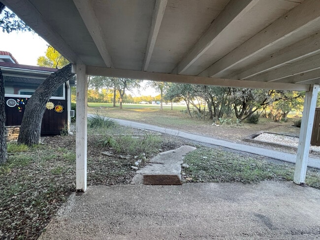 Photo - 98 Woodcreek Dr