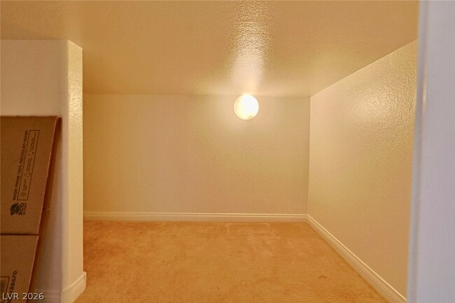 Photo - 9578 Summer Furnace St